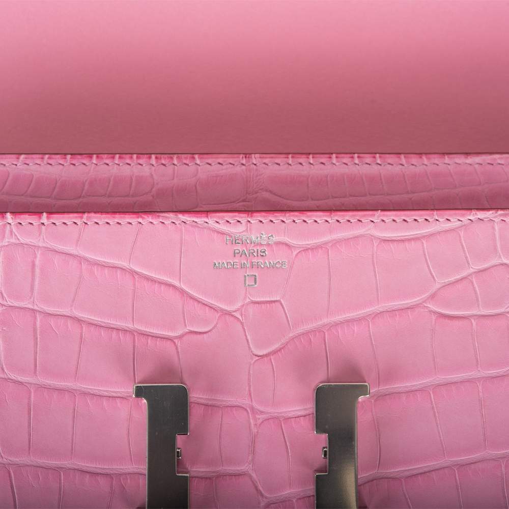 Hermès Bubblegum 5P Matte Alligator Constance Long Clutch Wallet Palladium Hardware